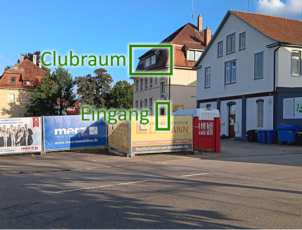 Einfahrt zum Moker-Areal